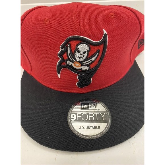 Tampa Bay Buccaneers Hat | New Era 9Forty | Adjustable Red | Official NFL - Picture 1 of 4